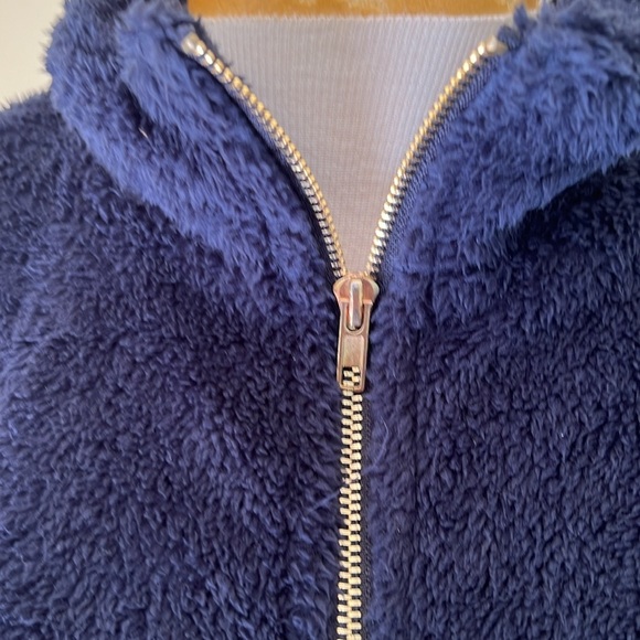 New! Umgee medium navy soft cozy zippered vest - Picture 3 of 8